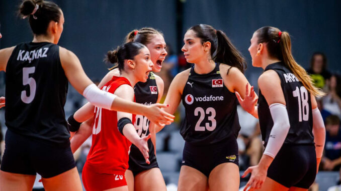 19-yas-alti-kadin-milli-voleybol-takimi-dunya-sampiyonasinda-ceyrek-finalde-lMNd16XG.jpg