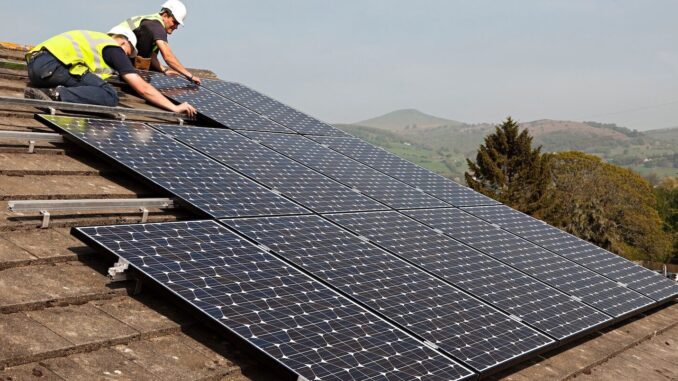 avrupada-gunes-enerjisi-rekor-kirdi-elektrik-fiyatlari-negatife-dondu-gVt7faHw.jpg