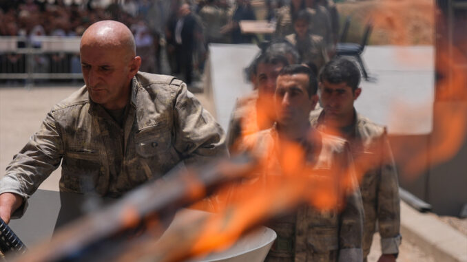irak-pkknin-silah-birakmasi-bolgesel-baris-ve-istikrar-acisindan-donum-noktasidir-x83LPSwY.jpg