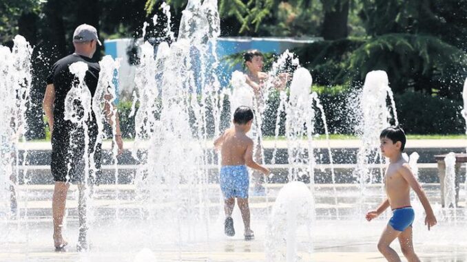 istanbul-35-derece-sicaklar-kavuruyor-snByAPaM.jpg