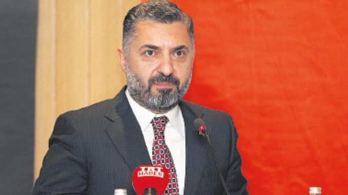 rtuk-sosyal-medya-baskilari-ile-hareket-etmez-OiM46zUa.jpg